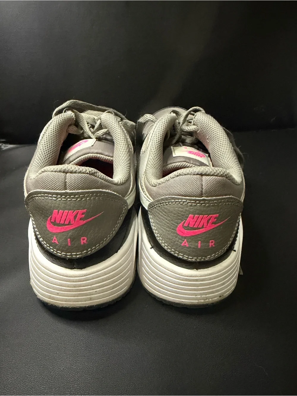 Nike Air Max SC Grey and Pink Sneakers
